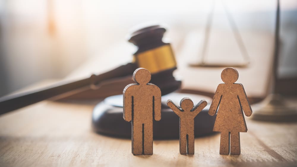 Custodia compartida en España: criterios clave para decidirla y cómo se valora en los juzgados”